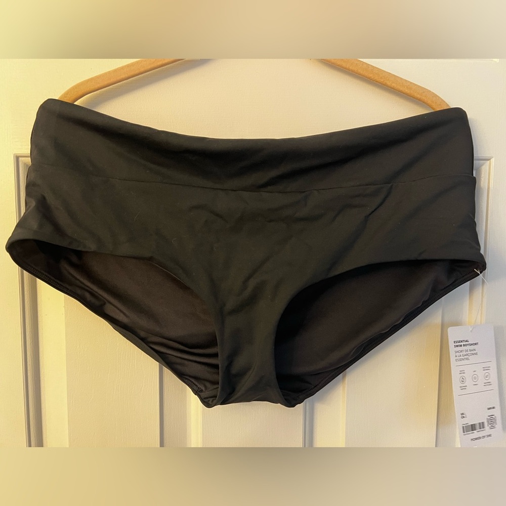 Athleta essential swim boyshort size Large in black